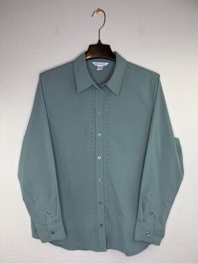 ATHLETA MIDTOWN GREY SHIRT II LASER CUT SIZE LARGE